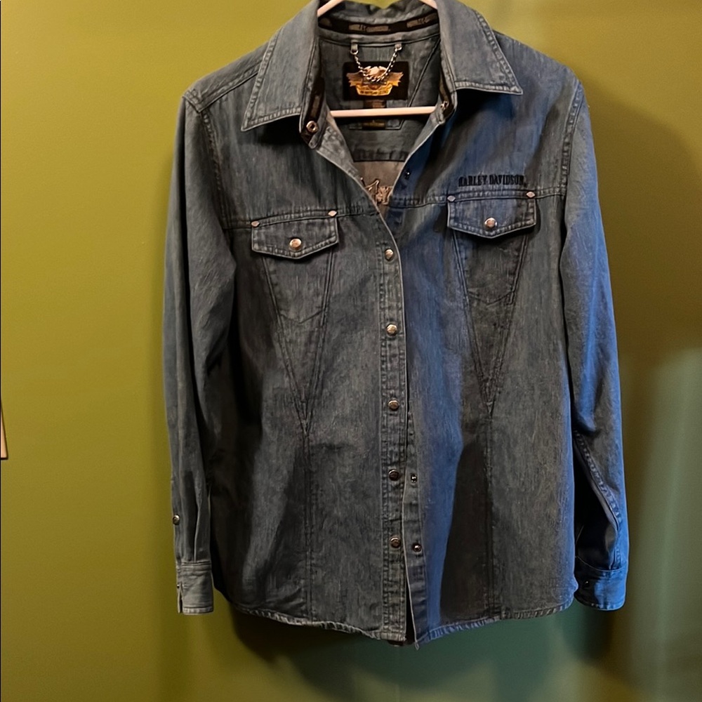 Harley Davidson women’s Denim Shirt